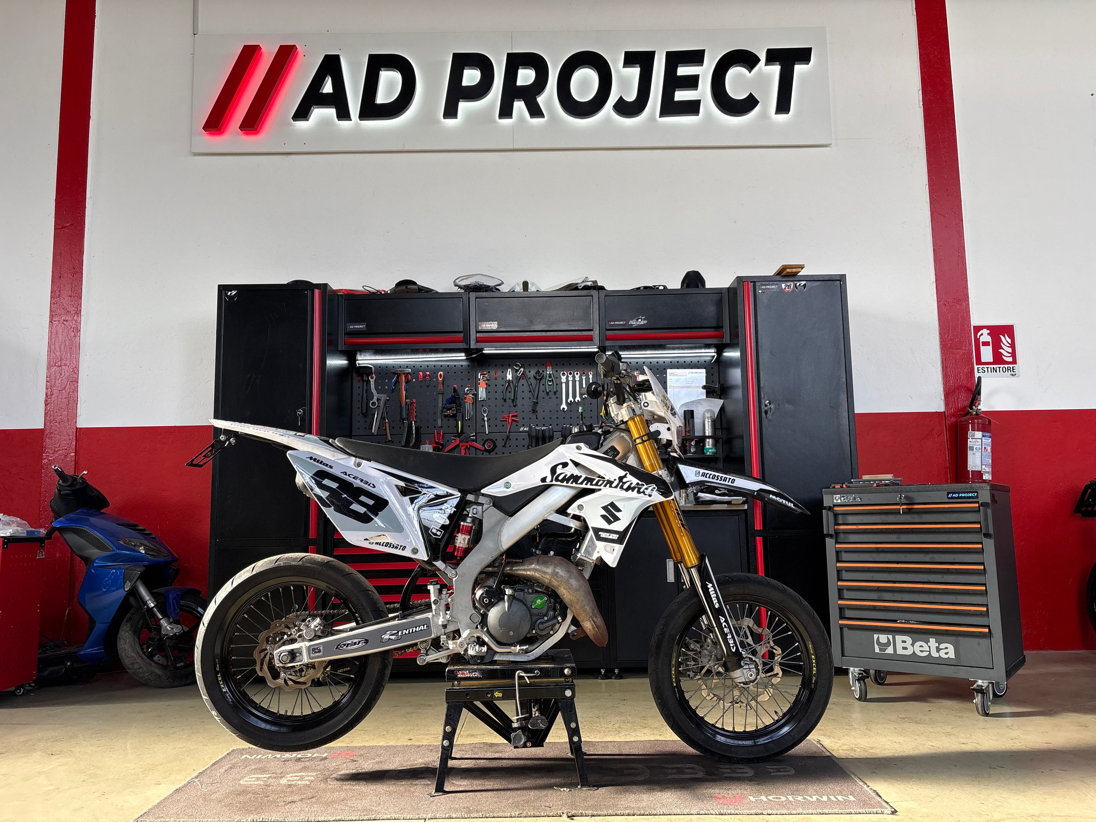 SUZUKI VALENTI SM 50 2019