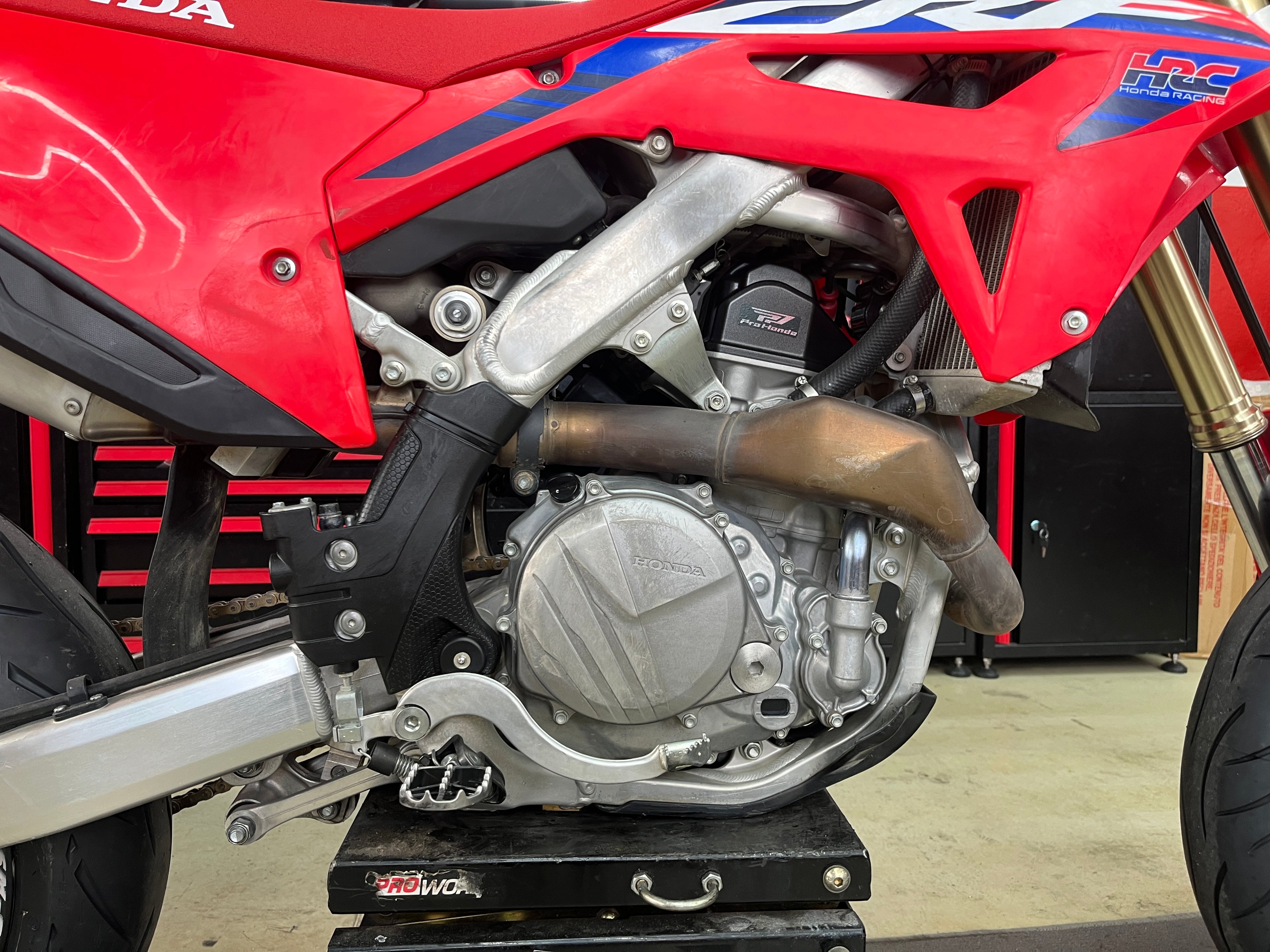 HONDA CRF 450 (2024)