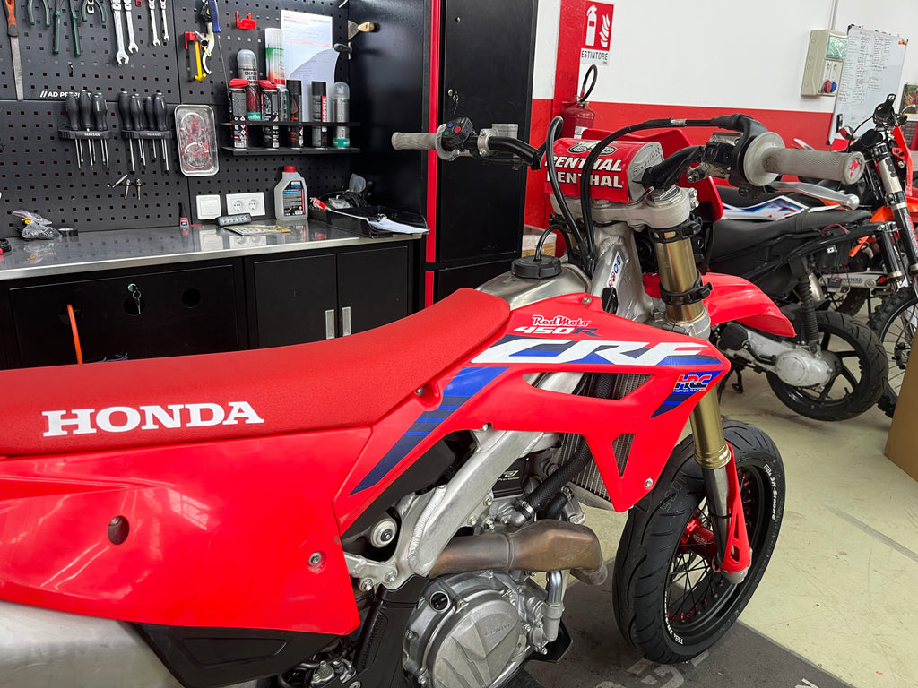 HONDA CRF 450 (2024)