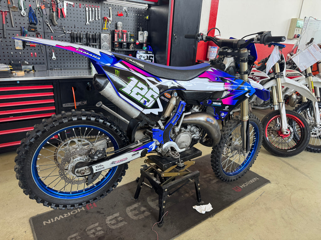 YAMAHA YZ 125