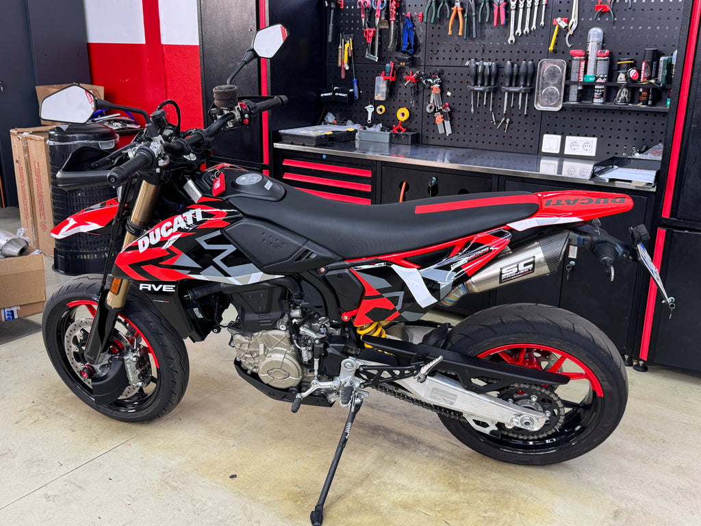 Ducati HYPERMOTARD 698