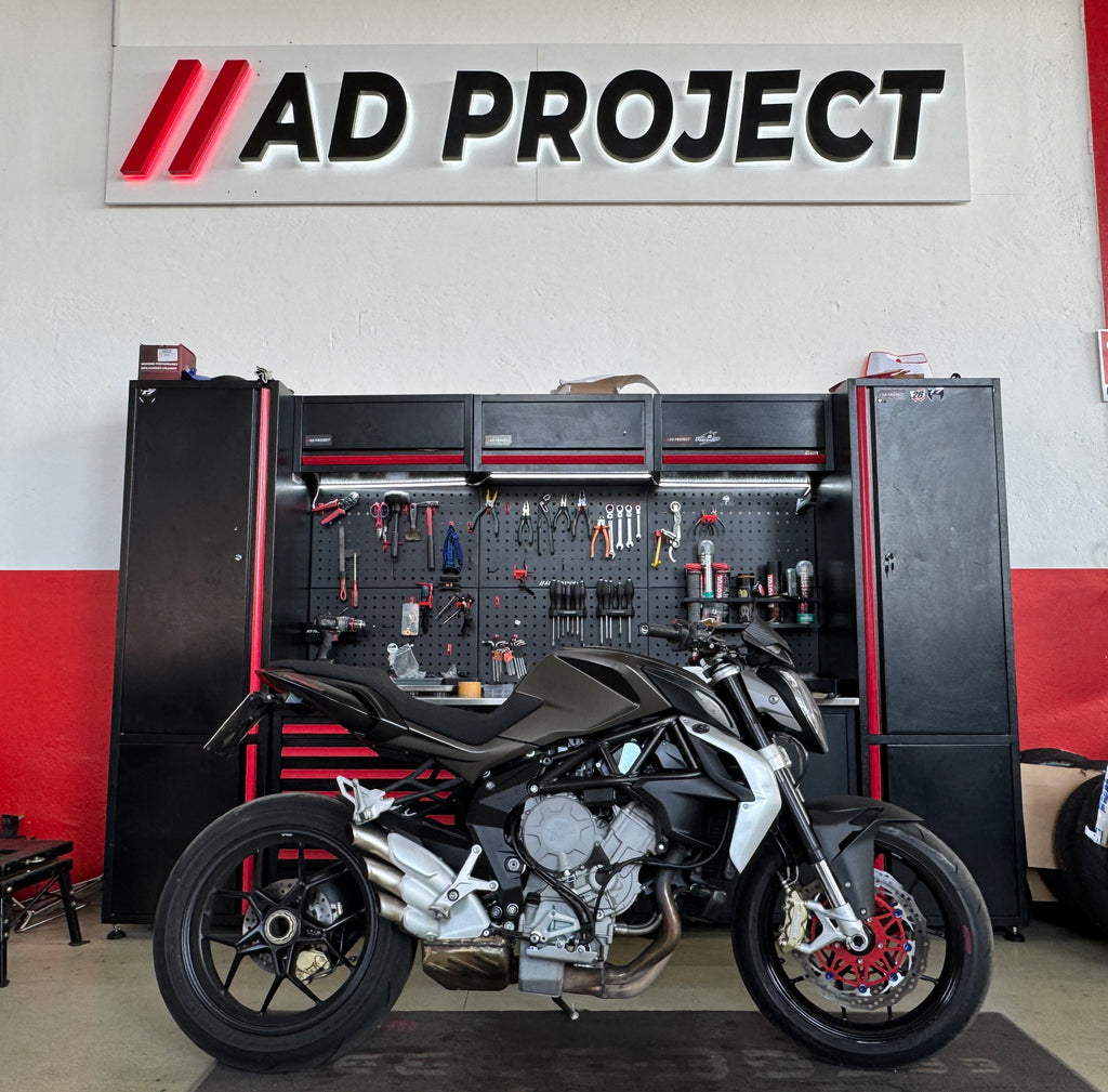 MV AUGUSTA BRUTALE 675 GUIDABILE CON PATENTE A2